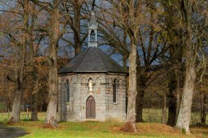Die Franz-Xaver-Kapelle im Ensthof