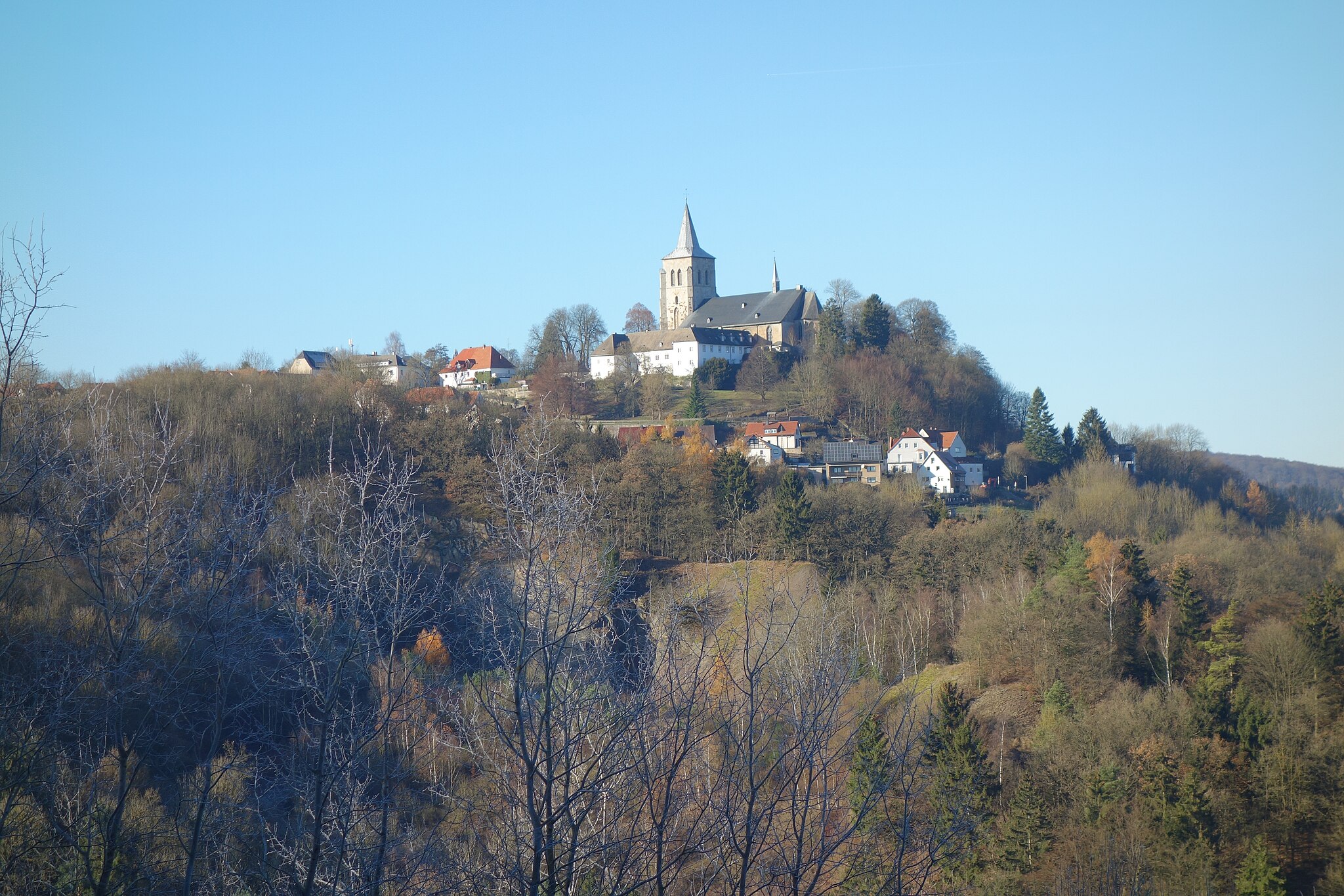 Brudermord in der Burgkirche