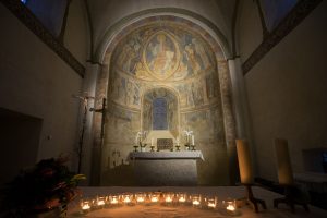 Romanische Bilderwelt in der Kirche St. Cyriakus in Berghausen