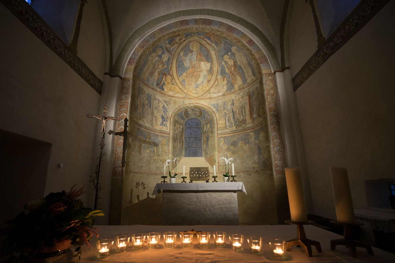 Romanische Bilderwelt in der Kirche St. Cyriakus in Berghausen