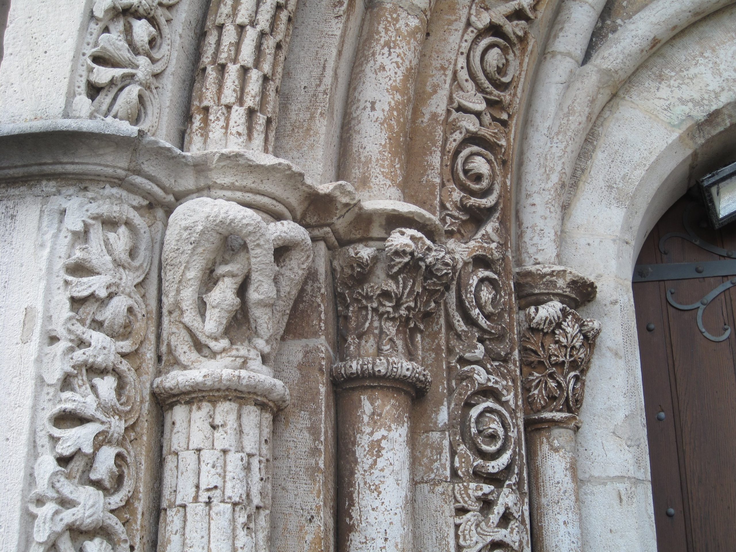 Nikolai-Kirche in Obermarsberg Südportal