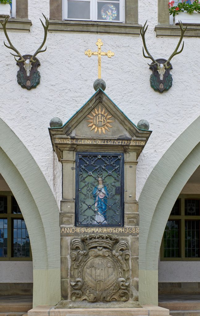 1920px Bildstock, Rathaus Brilon 20220611 0009