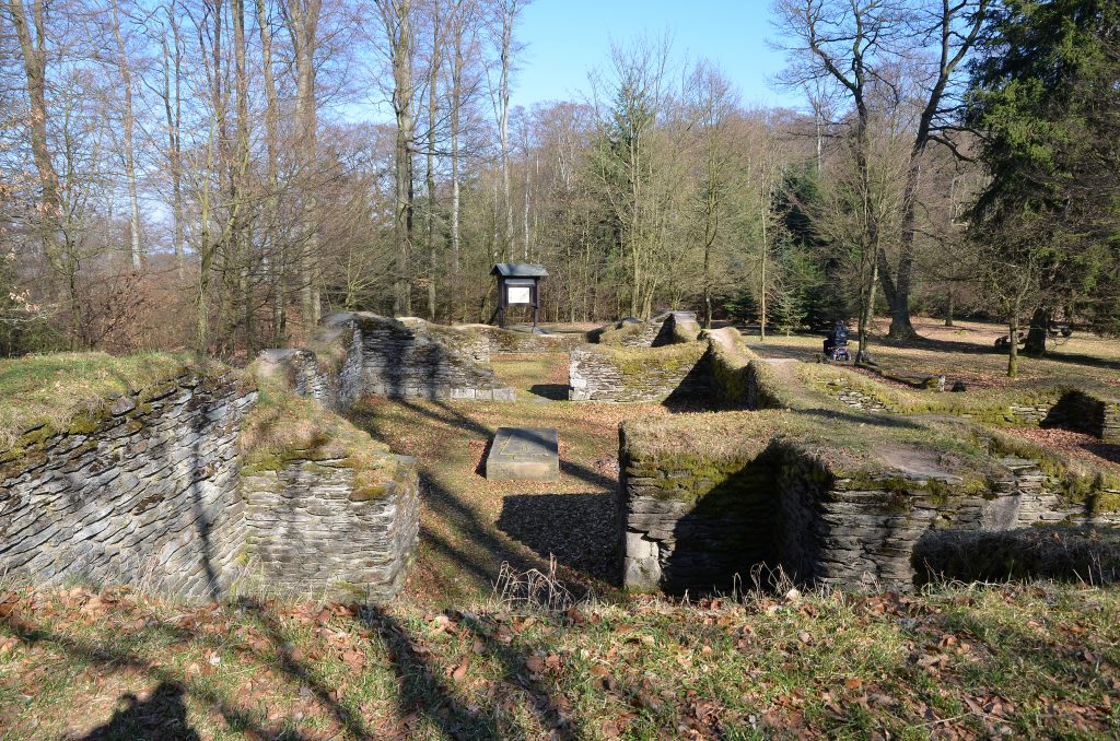 Brilon, Borberg, Borbergskirchof, Ausgrabungen (3)